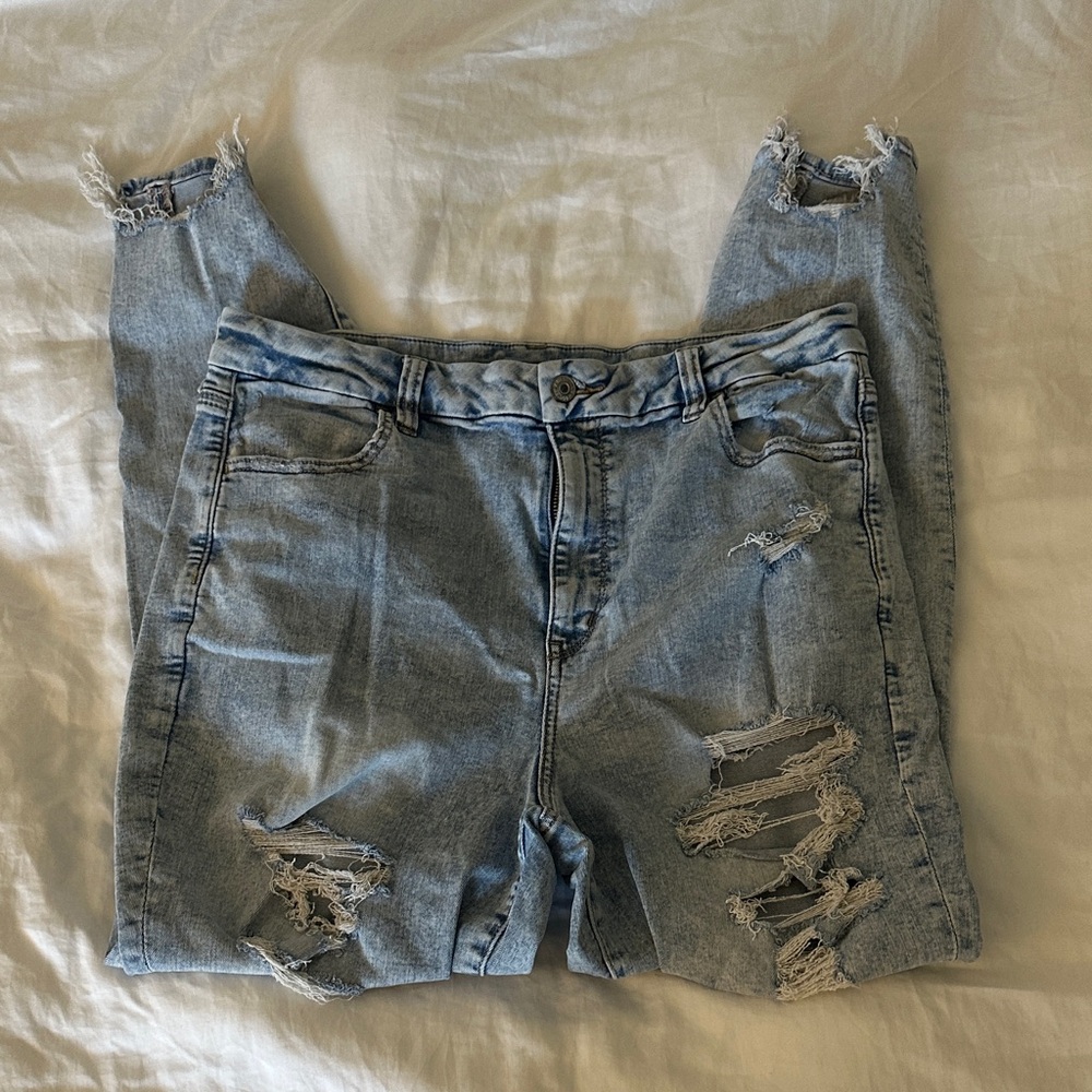 American Eagle Outfitters Light Blue Curvy Hi-Rise Jegging
